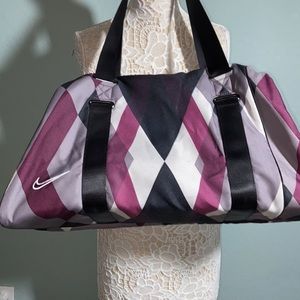 Like new Nike Purple/Black/Gray Gym Travel Duffel Bag